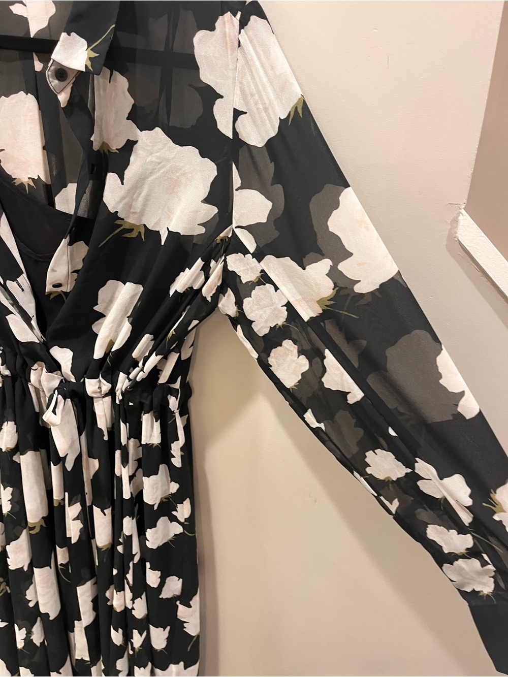 AllSaints Black Floral High-Low Shirt Dress with White Print - Picture 7 of 9